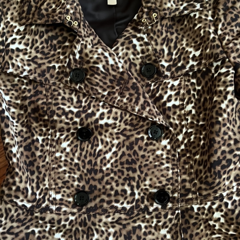 Mini trench jacket. - Picture 5 of 6